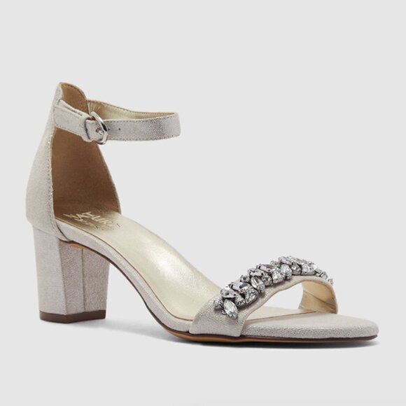 Naturalizer Vera Dress Sandal in Silver - Picture 7 of 12